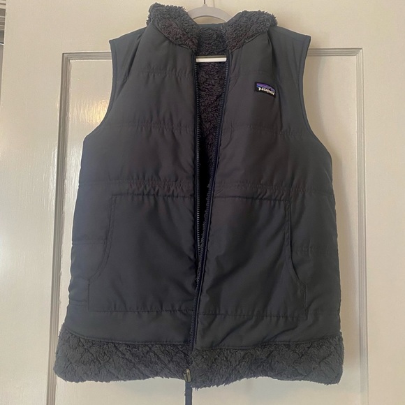 Patagonia Jackets & Blazers - Patagonia Reversible Vest